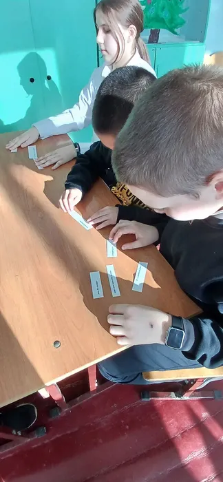 125